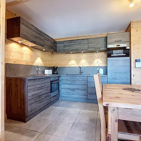 Apartment Spacieux 3 Chambres, Balcon, Parking, Face Pistes - Fr-1-416-68 Fontcouverte-la-Toussuire