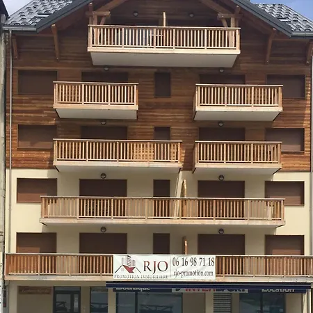 Spacieux 3 Chambres, Balcon, Parking, Face Pistes - Fr-1-416-68 * Fontcouverte-la-Toussuire